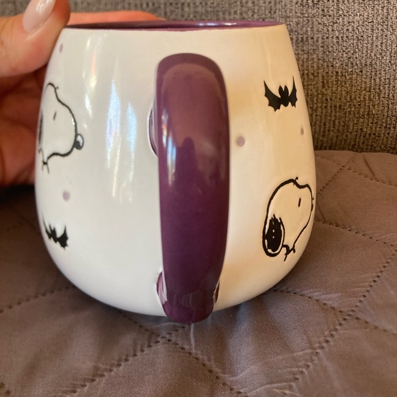 Peanut Snoopy Halloween Mug - Picture 2 of 6